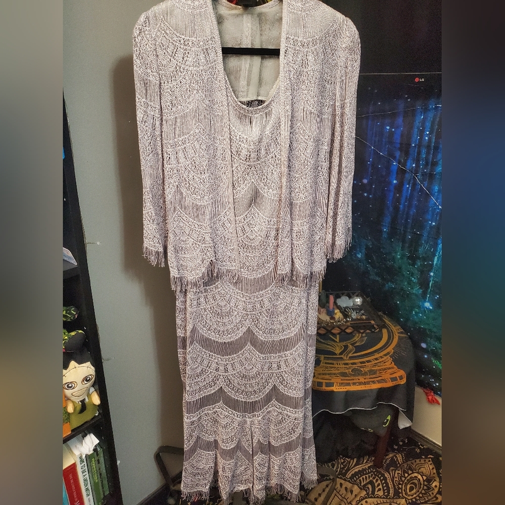 VINTAGE PIECE Stunning Lilac Lace Dress with Jacket Size Medium